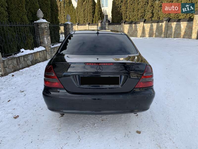 Седан Mercedes-Benz E-Class 2002 в Надвірній фото 17 Седан Mercedes-Benz E-Class 2002 в Надвірній