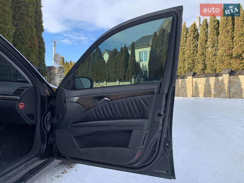 Седан Mercedes-Benz E-Class 2002 в Надвірній фото 57 Седан Mercedes-Benz E-Class 2002 в Надвірній