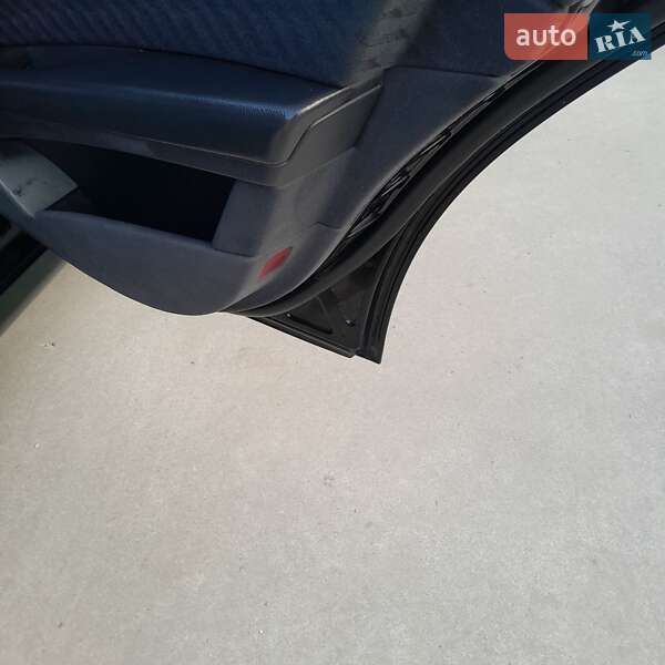 Седан Mercedes-Benz E-Class 2005 в Бердичеві