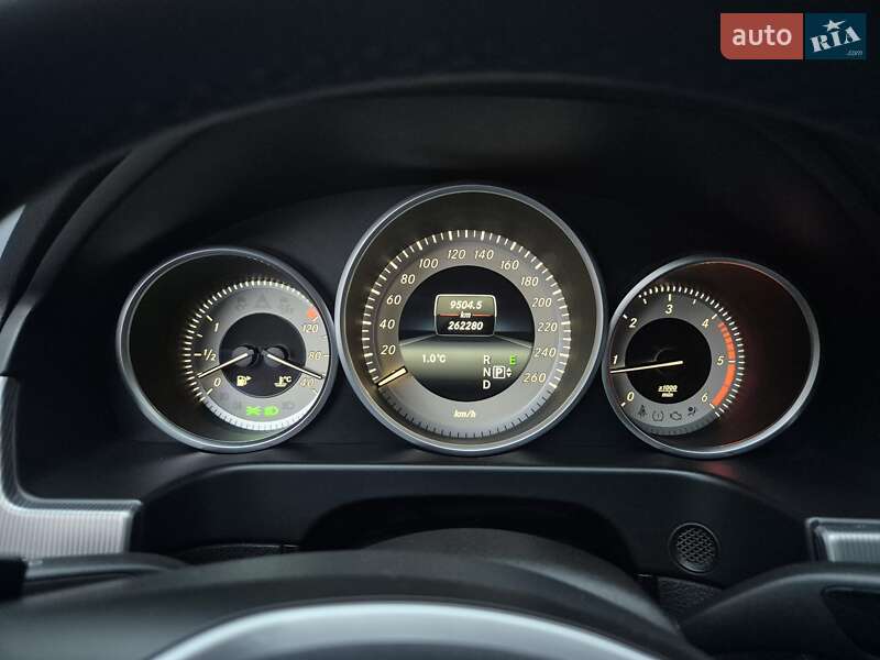 Седан Mercedes-Benz E-Class 2015 в Виннице фото 24 Седан Mercedes-Benz E-Class 2015 в Виннице