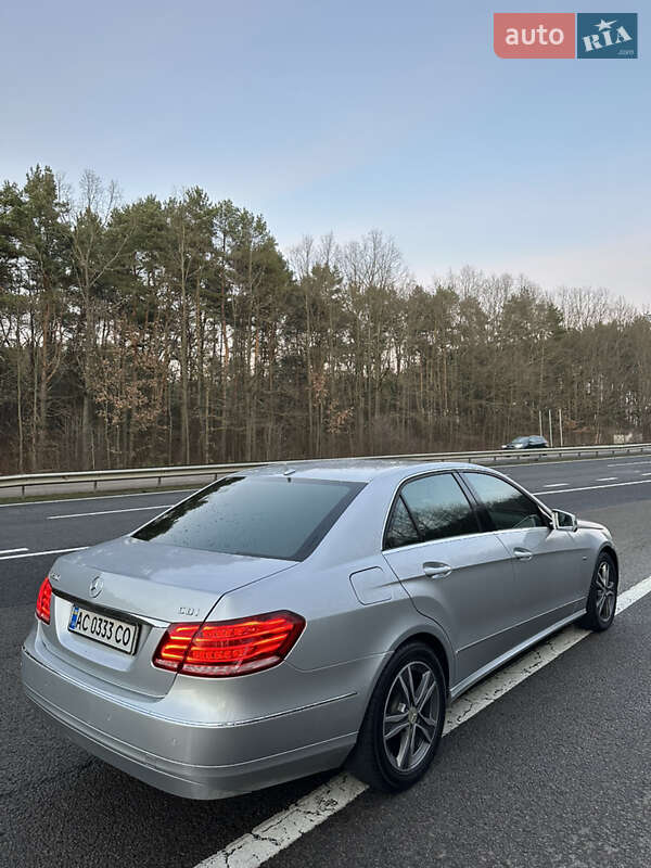 Седан Mercedes-Benz E-Class 2009 в Ковелі фото 4 Седан Mercedes-Benz E-Class 2009 в Ковелі