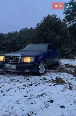 Седан Mercedes-Benz E-Class 1987 в Яворові