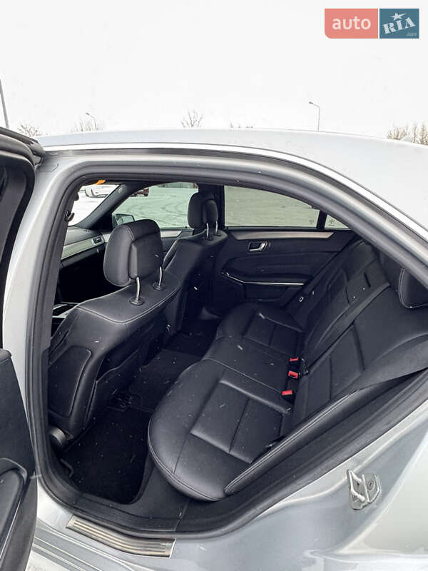 Седан Mercedes-Benz E-Class 2013 в Києві