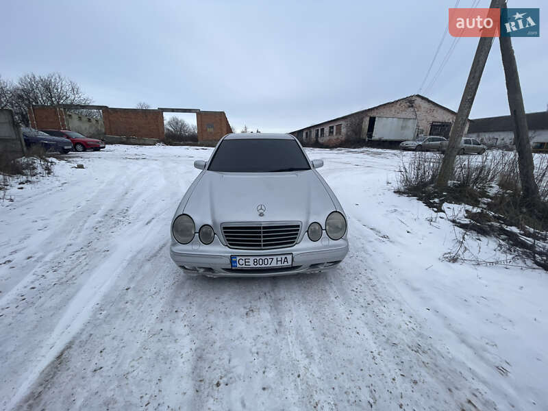 Седан Mercedes-Benz E-Class 2001 в Чернівцях