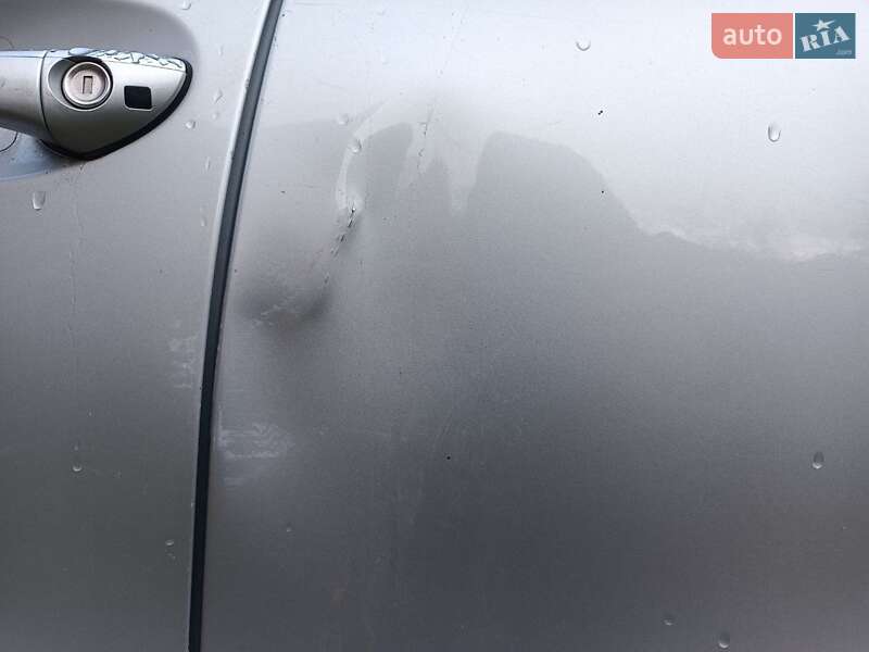 Седан Mercedes-Benz E-Class 2006 в Яремчі