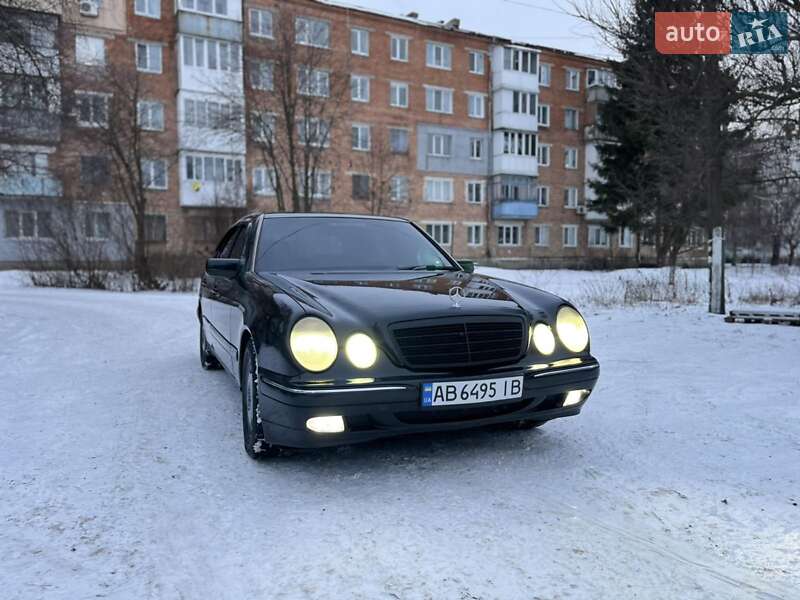 Mercedes-Benz E-Class 1996 Mercedes-Benz E-Class 1996