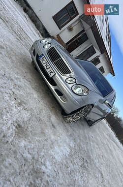Седан Mercedes-Benz E-Class 2003 в Дубні