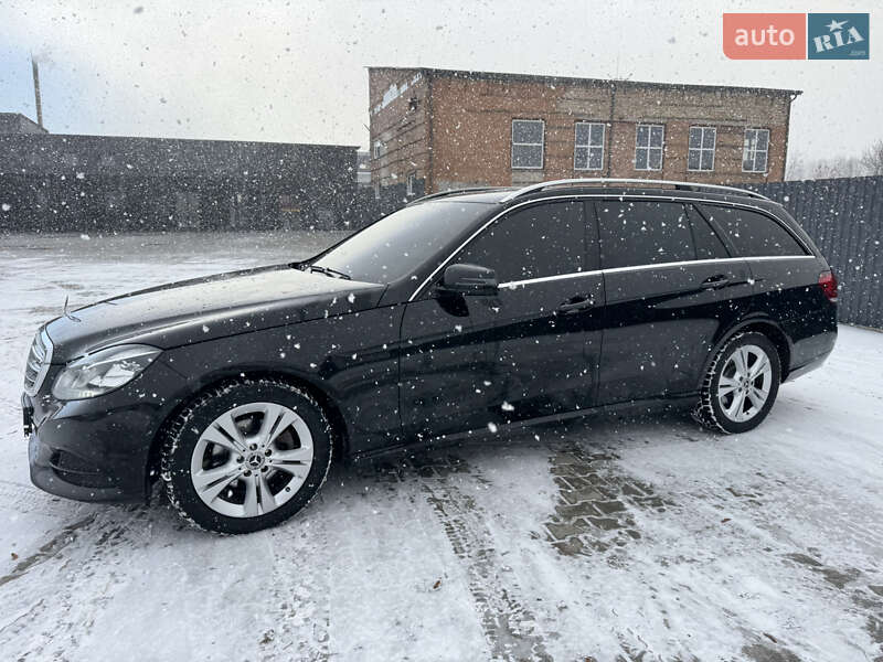 Универсал Mercedes-Benz E-Class 2015 в Нововолынске