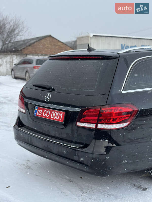 Универсал Mercedes-Benz E-Class 2015 в Нововолынске