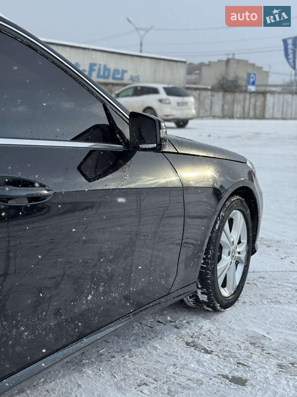 Универсал Mercedes-Benz E-Class 2015 в Нововолынске