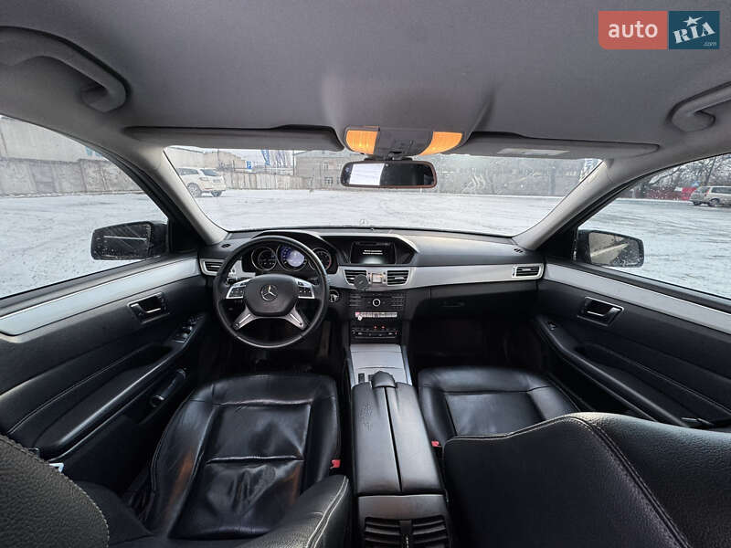 Универсал Mercedes-Benz E-Class 2015 в Нововолынске