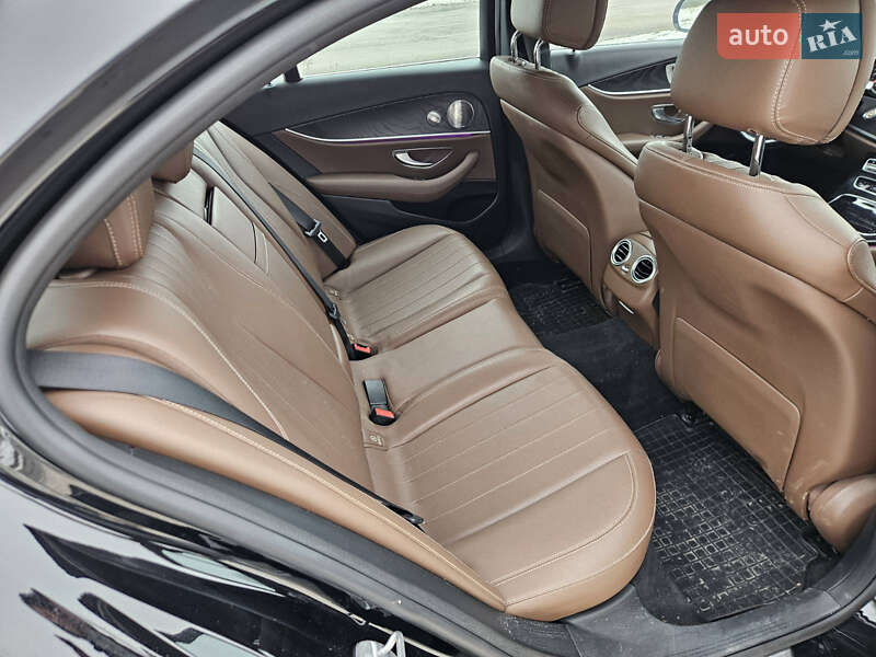 Седан Mercedes-Benz E-Class 2016 в Рівному