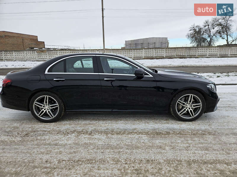 Седан Mercedes-Benz E-Class 2016 в Рівному