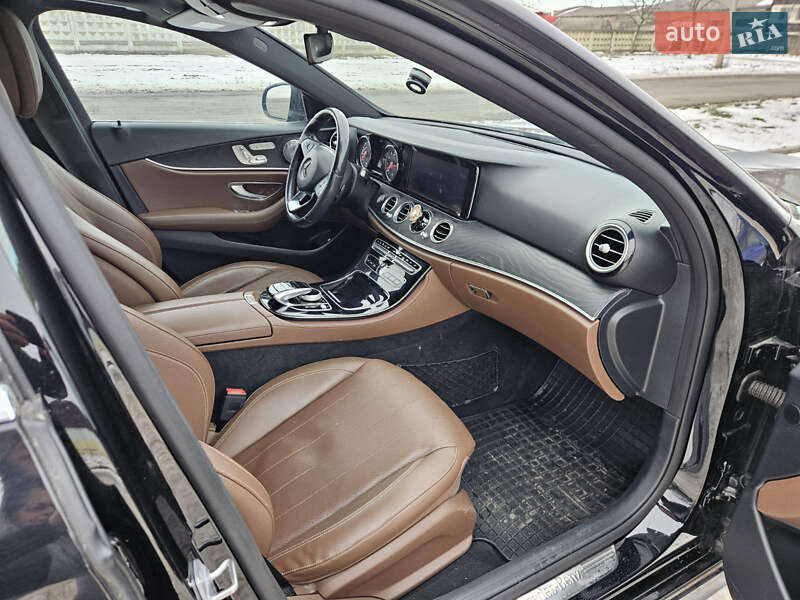 Седан Mercedes-Benz E-Class 2016 в Рівному