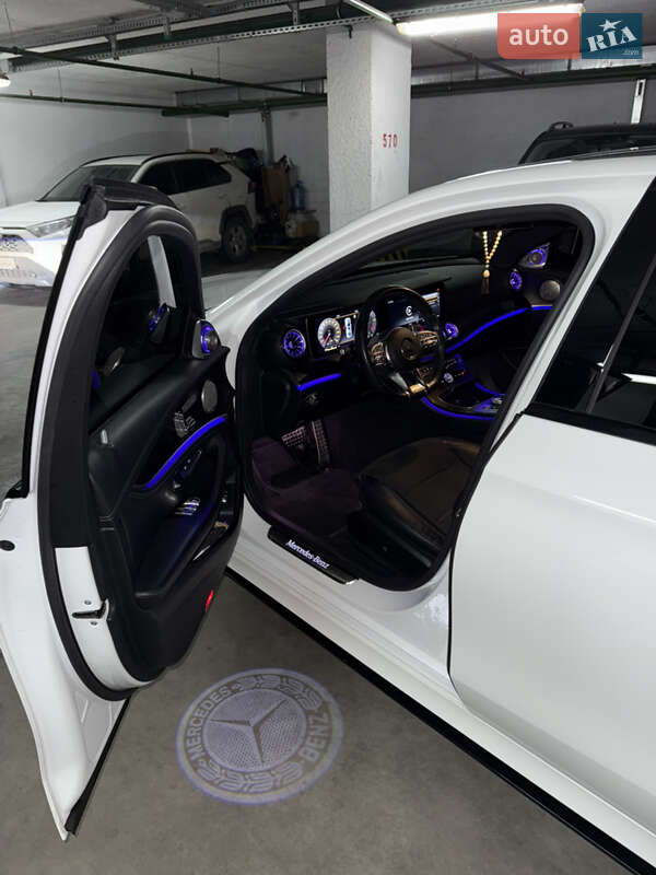 Седан Mercedes-Benz E-Class 2019 в Киеве