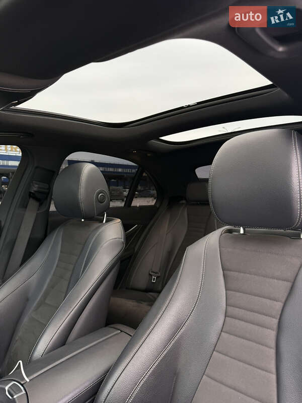 Седан Mercedes-Benz E-Class 2019 в Киеве