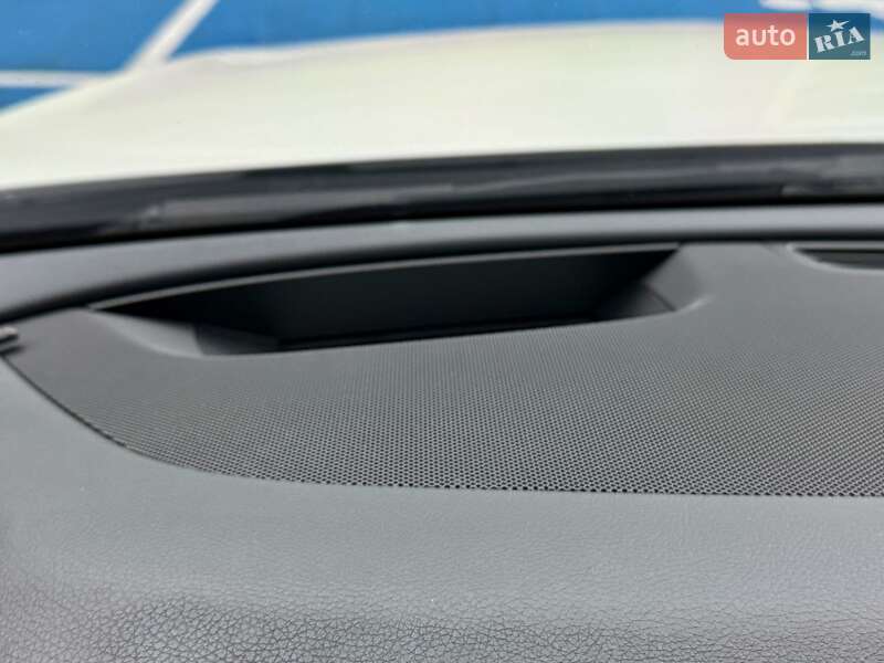 Седан Mercedes-Benz E-Class 2017 в Киеве