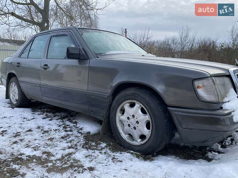 Седан Mercedes-Benz E-Class 1987 в Калинівці фото 3 Седан Mercedes-Benz E-Class 1987 в Калинівці