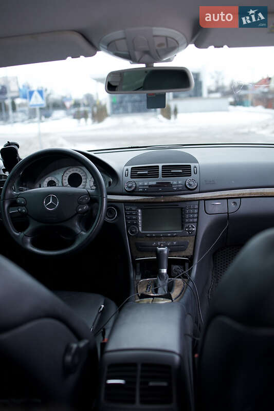 Седан Mercedes-Benz E-Class 2008 в Полтаве