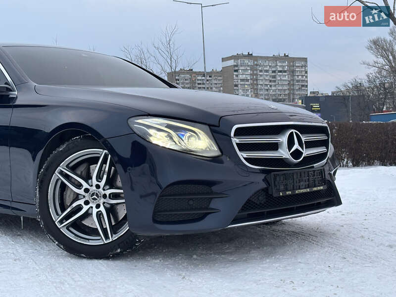 Седан Mercedes-Benz E-Class 2017 в Киеве
