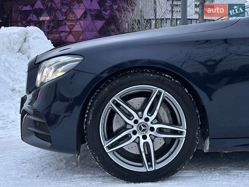 Седан Mercedes-Benz E-Class 2017 в Киеве
