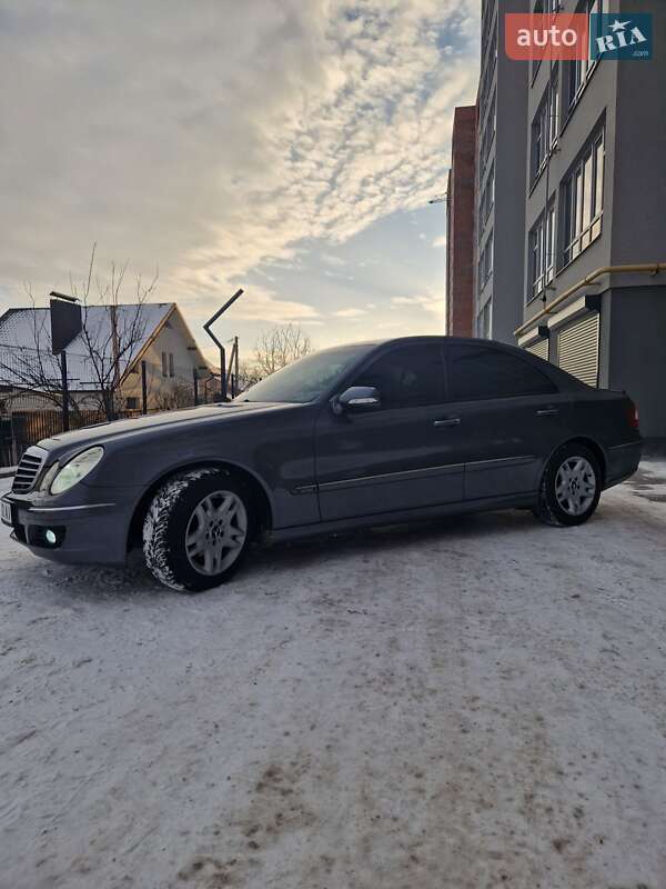 Седан Mercedes-Benz E-Class 2008 в Хмельницькому фото 13 Седан Mercedes-Benz E-Class 2008 в Хмельницькому