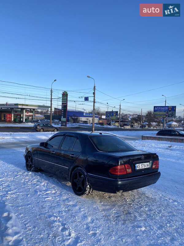 Седан Mercedes-Benz E-Class 1999 в Сумах