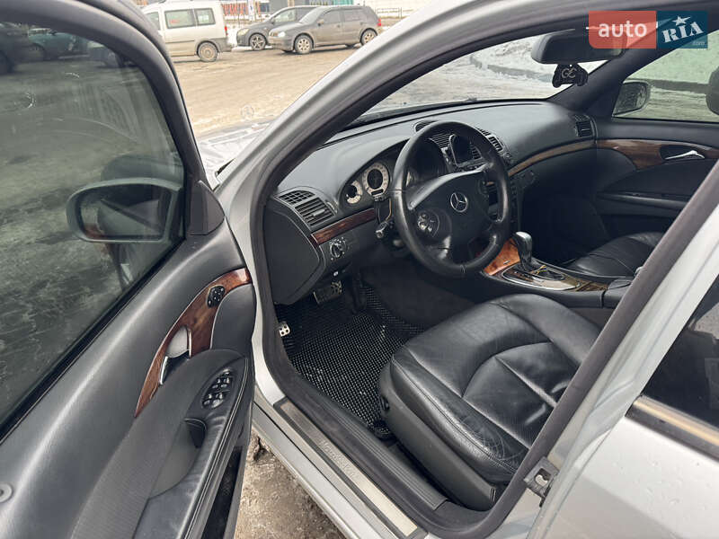 Седан Mercedes-Benz E-Class 2002 в Житомире фото 7 Седан Mercedes-Benz E-Class 2002 в Житомире