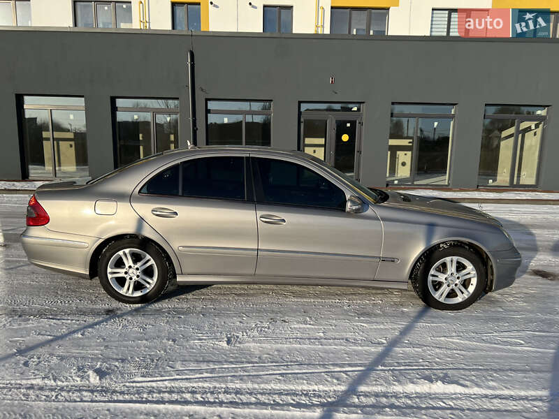Седан Mercedes-Benz E-Class 2006 в Луцке