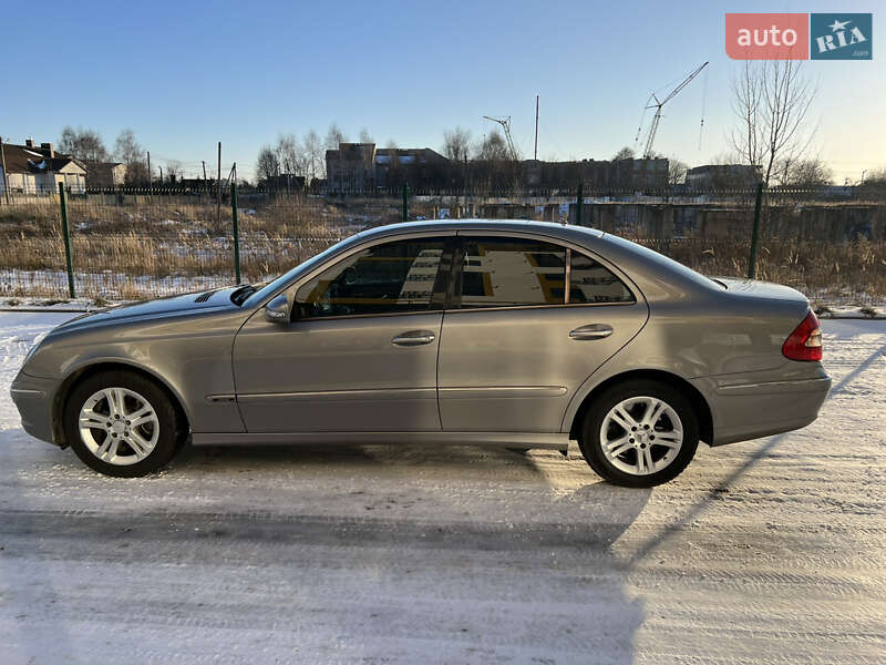 Седан Mercedes-Benz E-Class 2006 в Луцке