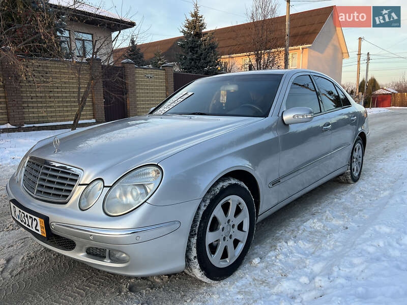 Седан Mercedes-Benz E-Class 2004 в Киеве фото 4 Седан Mercedes-Benz E-Class 2004 в Киеве