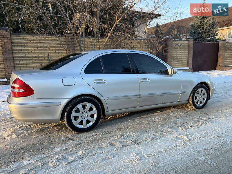 Седан Mercedes-Benz E-Class 2004 в Киеве фото 27 Седан Mercedes-Benz E-Class 2004 в Киеве