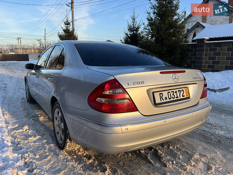 Седан Mercedes-Benz E-Class 2004 в Киеве фото 31 Седан Mercedes-Benz E-Class 2004 в Киеве