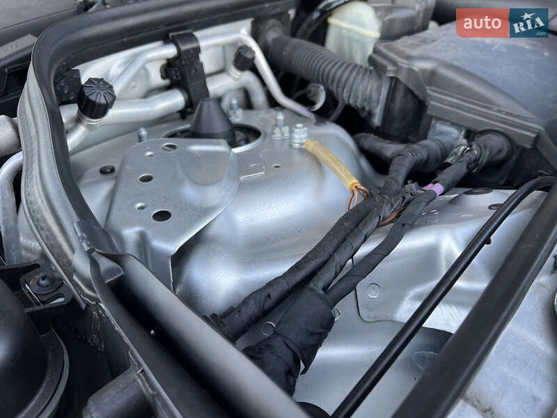 Седан Mercedes-Benz E-Class 2004 в Киеве фото 66 Седан Mercedes-Benz E-Class 2004 в Киеве