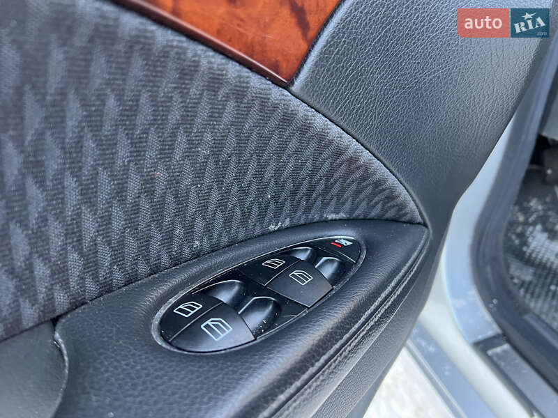 Седан Mercedes-Benz E-Class 2004 в Киеве фото 72 Седан Mercedes-Benz E-Class 2004 в Киеве