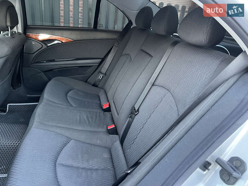 Седан Mercedes-Benz E-Class 2004 в Киеве фото 84 Седан Mercedes-Benz E-Class 2004 в Киеве