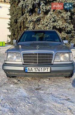 Універсал Mercedes-Benz E-Class 1995 в Києві