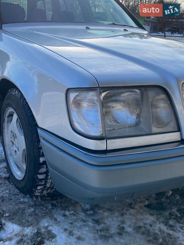 Універсал Mercedes-Benz E-Class 1995 в Києві фото 42 Універсал Mercedes-Benz E-Class 1995 в Києві