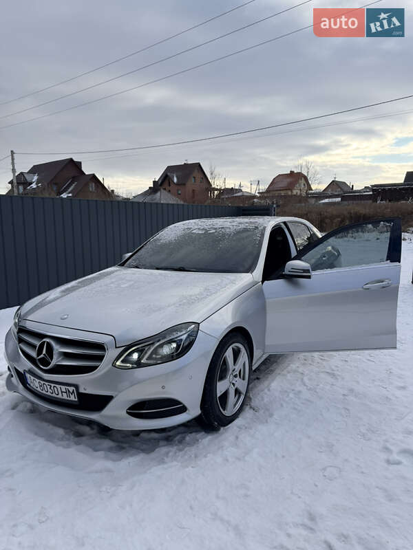 Седан Mercedes-Benz E-Class 2014 в Луцке