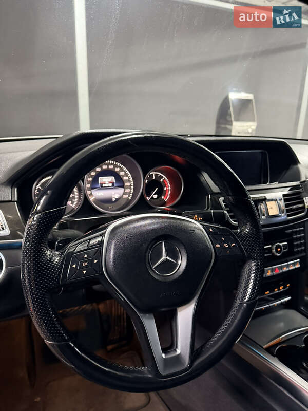 Седан Mercedes-Benz E-Class 2014 в Луцке