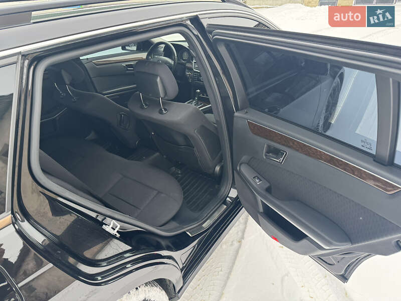 Універсал Mercedes-Benz E-Class 2010 в Золочеві фото 24 Універсал Mercedes-Benz E-Class 2010 в Золочеві