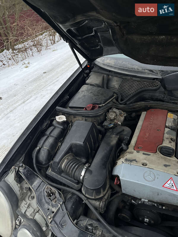 Седан Mercedes-Benz E-Class 2001 в Івано-Франківську