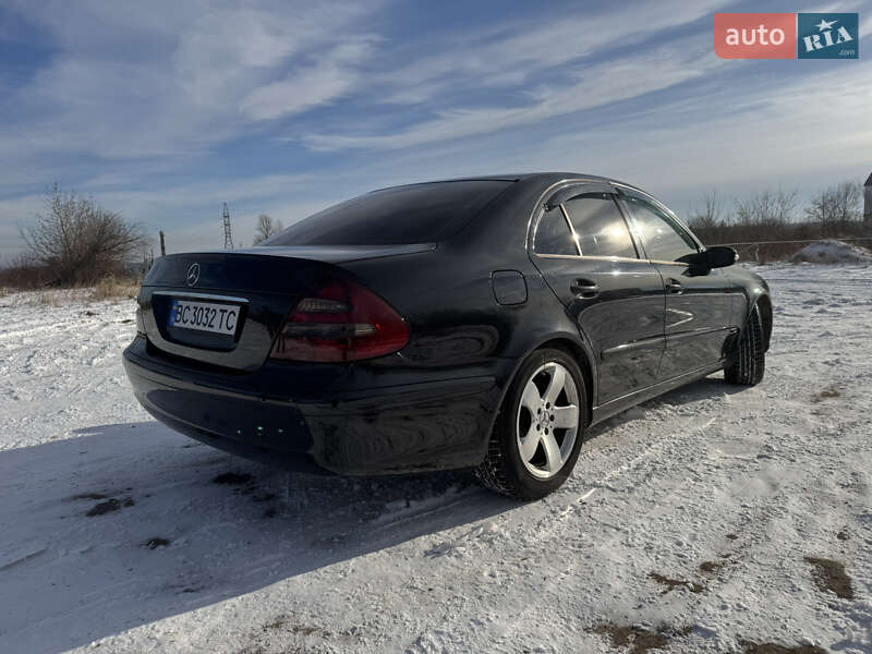 Седан Mercedes-Benz E-Class 2004 в Ходореві фото 12 Седан Mercedes-Benz E-Class 2004 в Ходореві