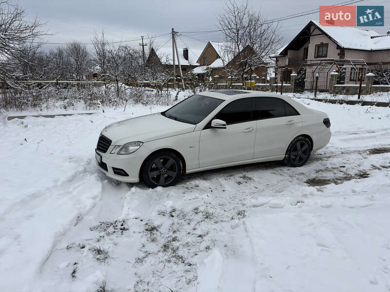 Седан Mercedes-Benz E-Class 2009 в Кам'янець-Подільському фото 20 Седан Mercedes-Benz E-Class 2009 в Кам'янець-Подільському