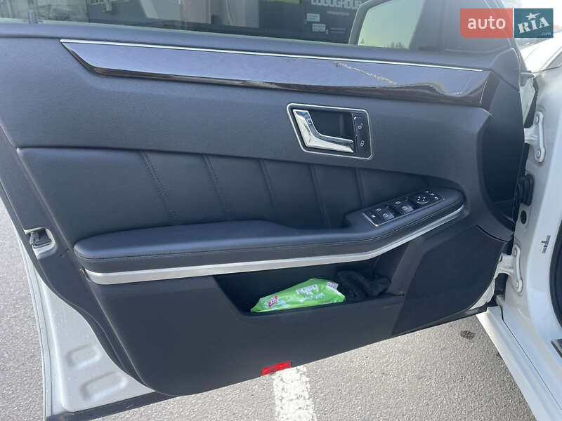 Седан Mercedes-Benz E-Class 2009 в Кам'янець-Подільському фото 63 Седан Mercedes-Benz E-Class 2009 в Кам'янець-Подільському