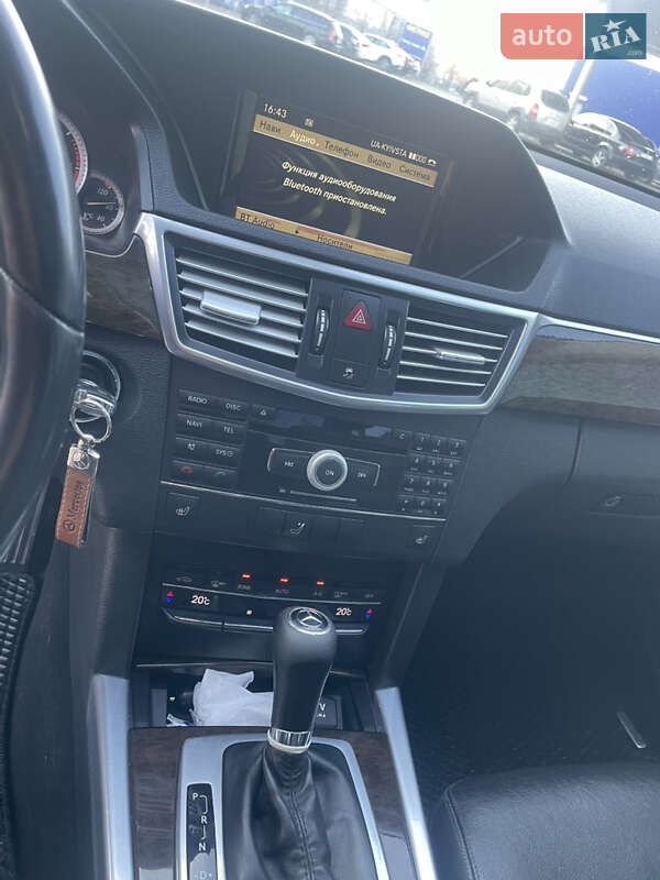 Седан Mercedes-Benz E-Class 2009 в Кам'янець-Подільському фото 69 Седан Mercedes-Benz E-Class 2009 в Кам'янець-Подільському