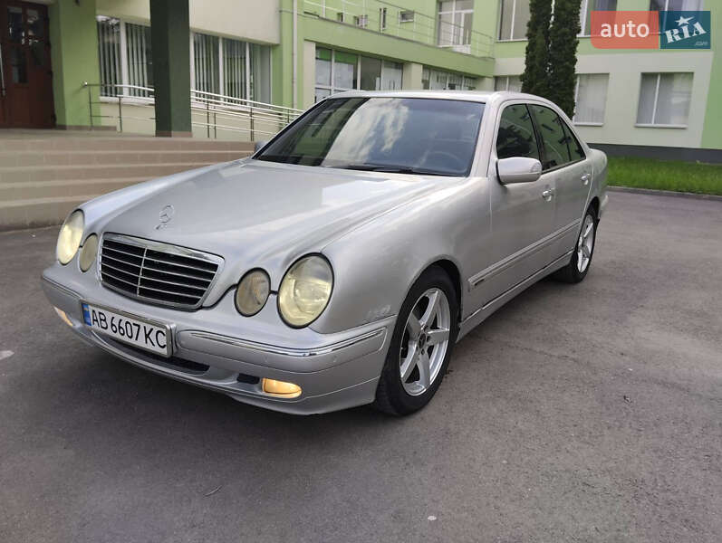 Mercedes-Benz E-Class 2002