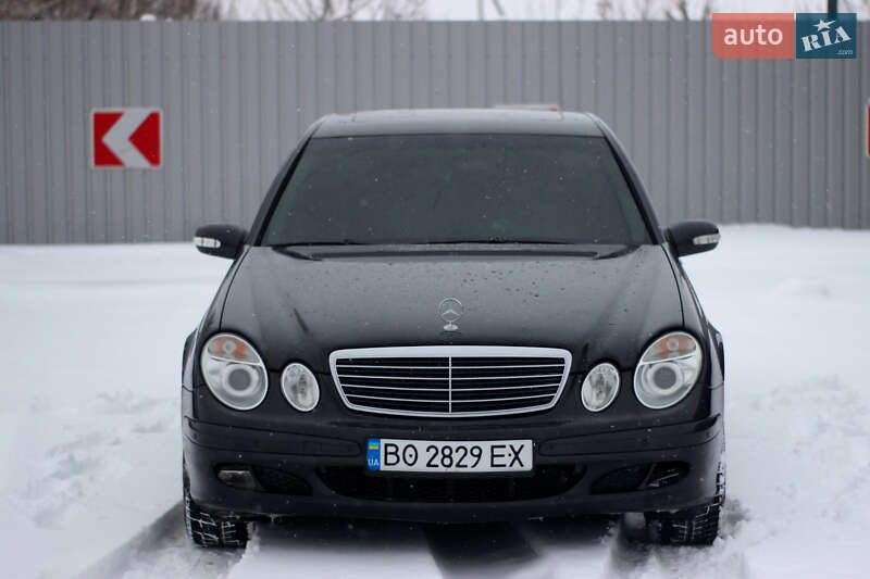 Седан Mercedes-Benz E-Class 2002 в Кременці