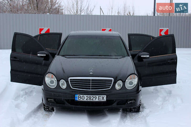 Седан Mercedes-Benz E-Class 2002 в Кременці