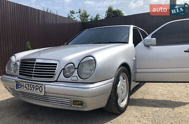 Седан Mercedes-Benz E-Class 1997 в Чорноморську